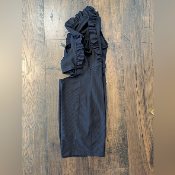 Free People Movement Ruffle Me Up Shortie Black Size XS - Picture 8 of 13